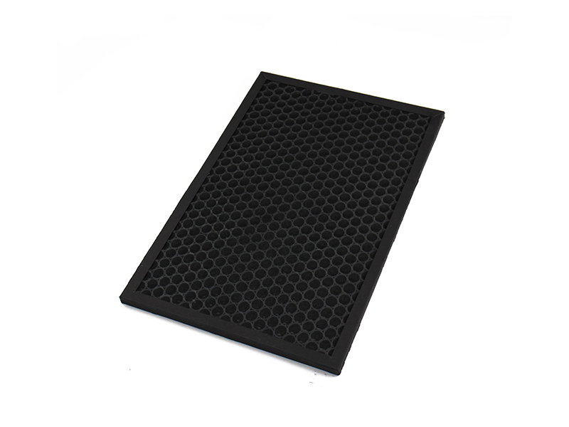 Activated carbon particle filter